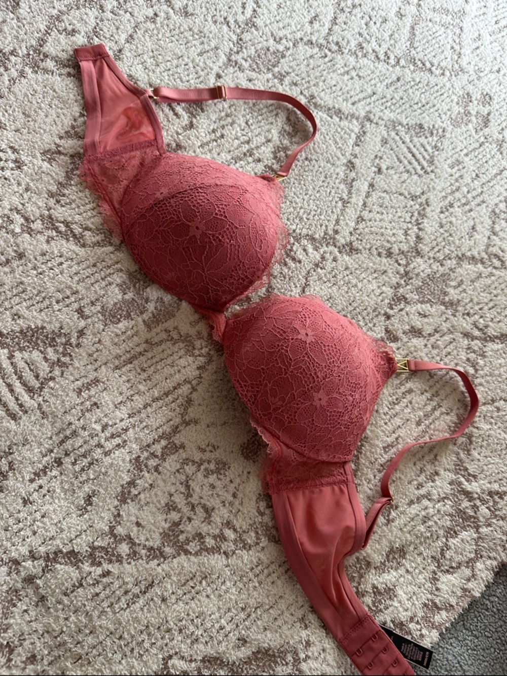 Victoria's Secret Lace Bra - Coral NWOT
